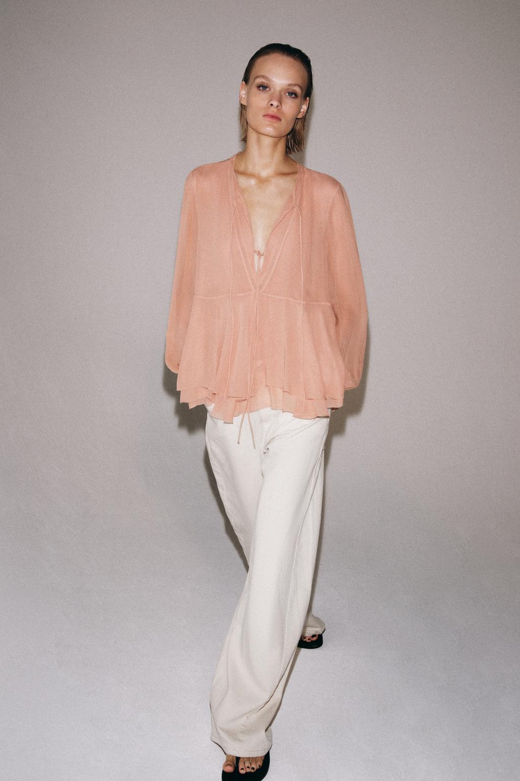 БЛУЗА С ВОЛАНАМИ — коллекция Zara «ZW»