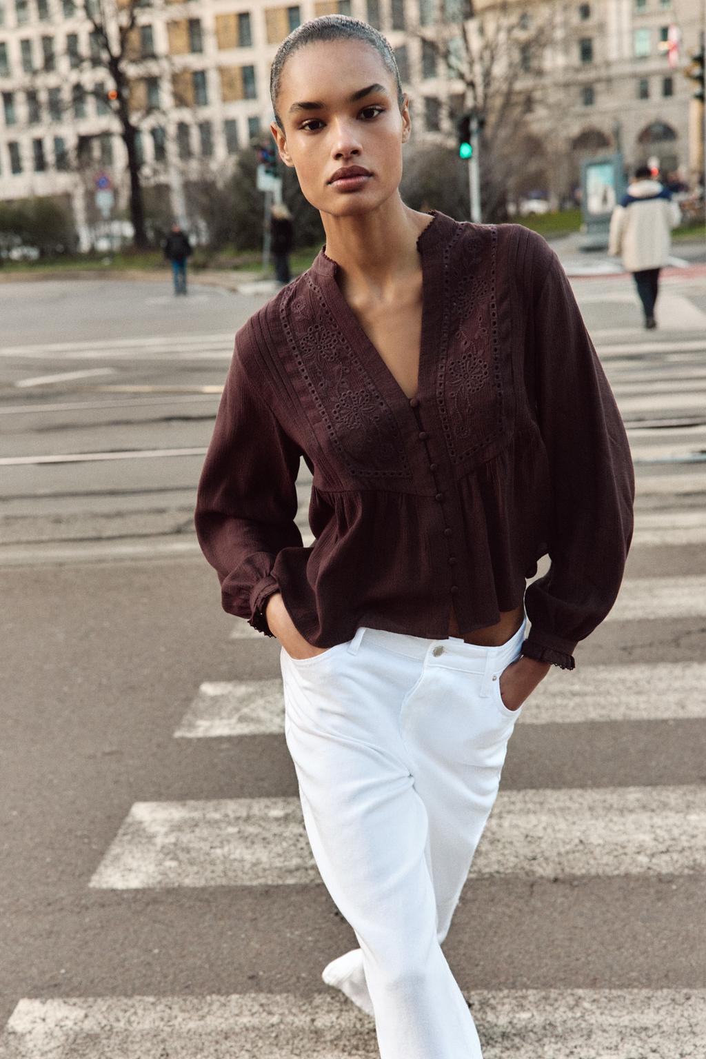 БЛУЗА С ВЫШИВКОЙ