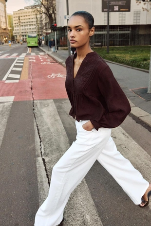 Блуза с вышивкой