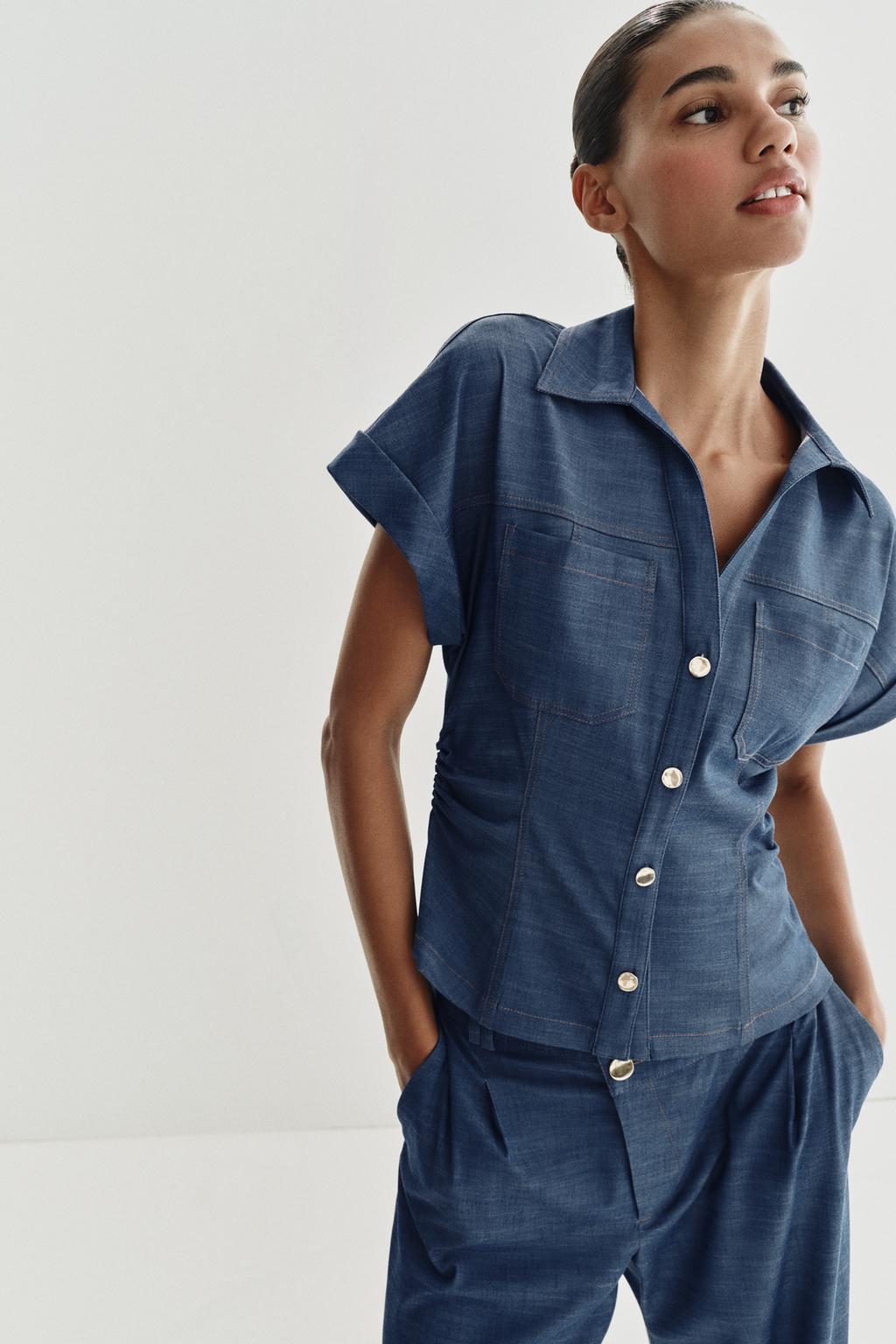 ПРИТАЛЕННАЯ РУБАШКА СО СБОРКАМИ