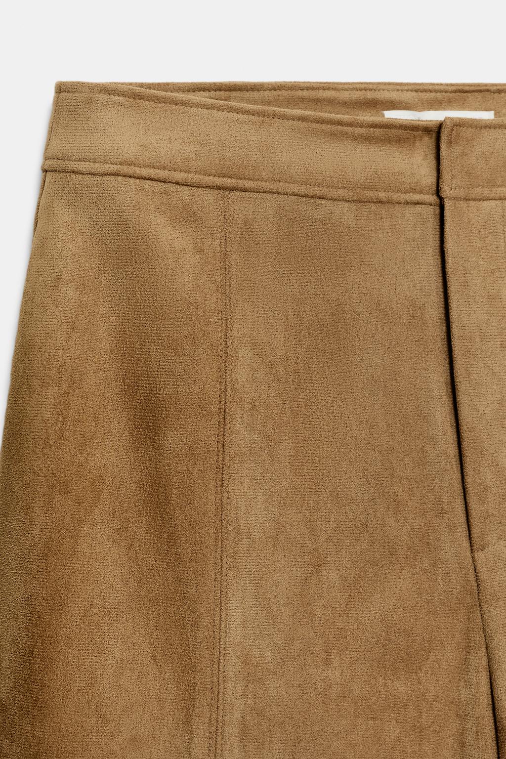 ДЛИННЫЕ ШОРТЫ ИЗ ИСКУССТВЕННОЙ ЗАМШИ