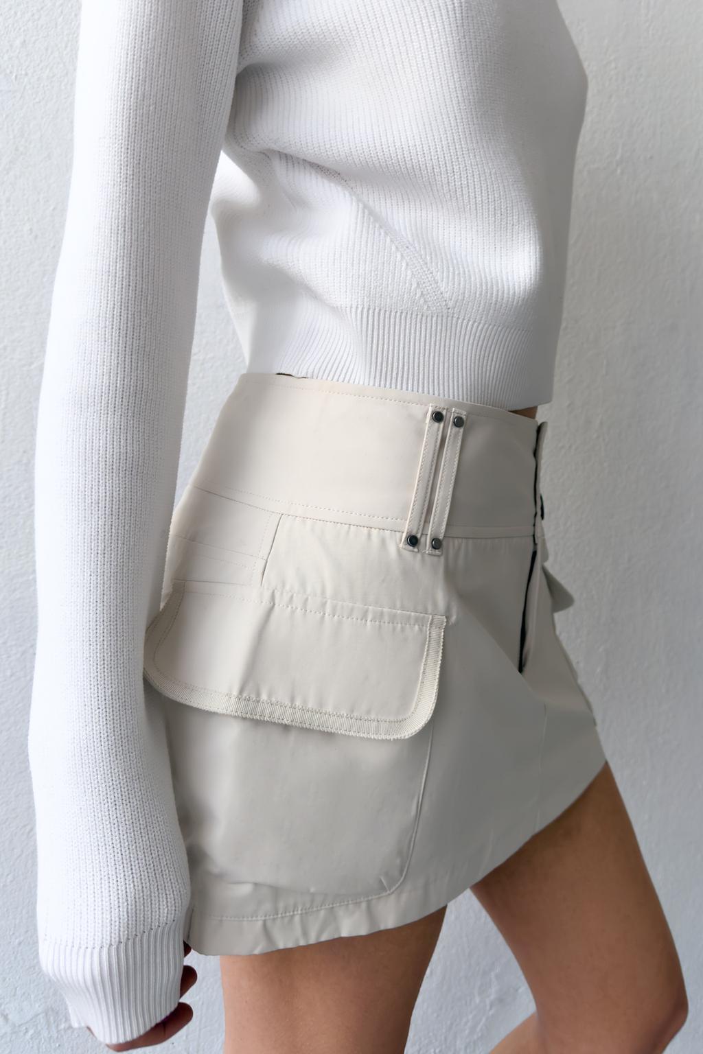 ЮБКА-ШОРТЫ С КАРМАНАМИ