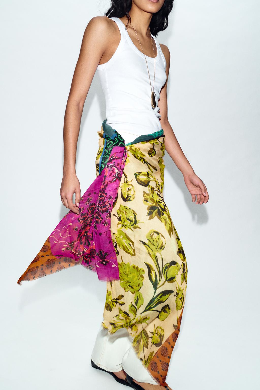 ШАРФ ИЗ МОДАЛА И ШЕЛКА С ЦВЕТОЧНЫМ ПРИНТОМ