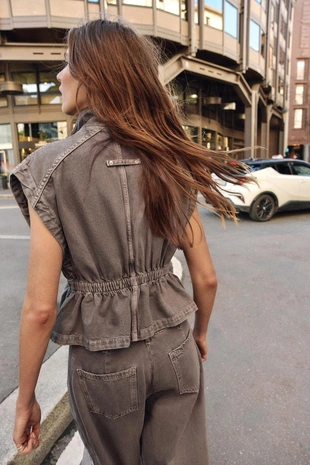 Джинсовый жилет Z1975 с воротником-стойкой- Заказать в России