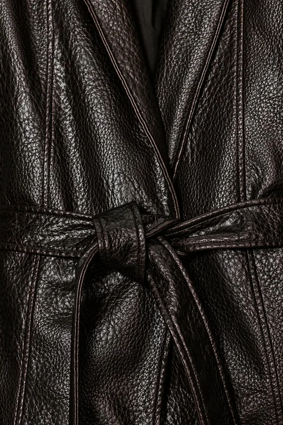 КУРТКА ИЗ ИСКУССТВЕННОЙ КОЖИ С ПОЯСОМ — коллекция Zara «ZW»