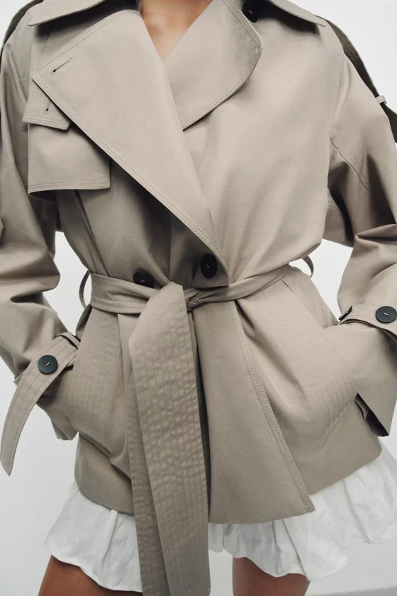 ОБЪЕМНЫЙ ТРЕНЧ WATER-REPELLENT — коллекция Zara «ZW»