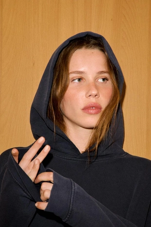 Худи с капюшоном и эффектом потертости- Заказать в России