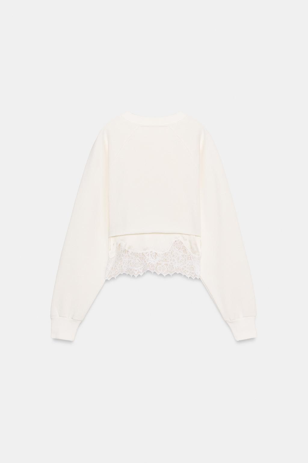 УКОРОЧЕННАЯ ТОЛСТОВКА С КРУЖЕВОМ