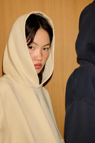 Худи с эффектом потертости- Заказать в России