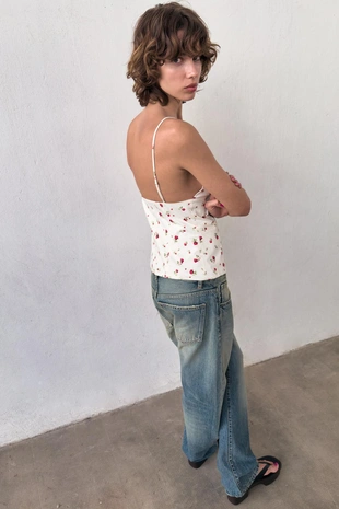 Топ на бретелях со складками- Заказать в России