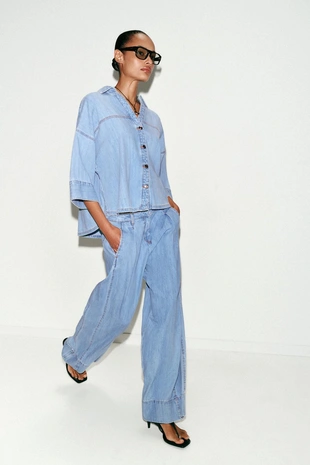 Джинсы Z1975  со средней посадкой и вытачками