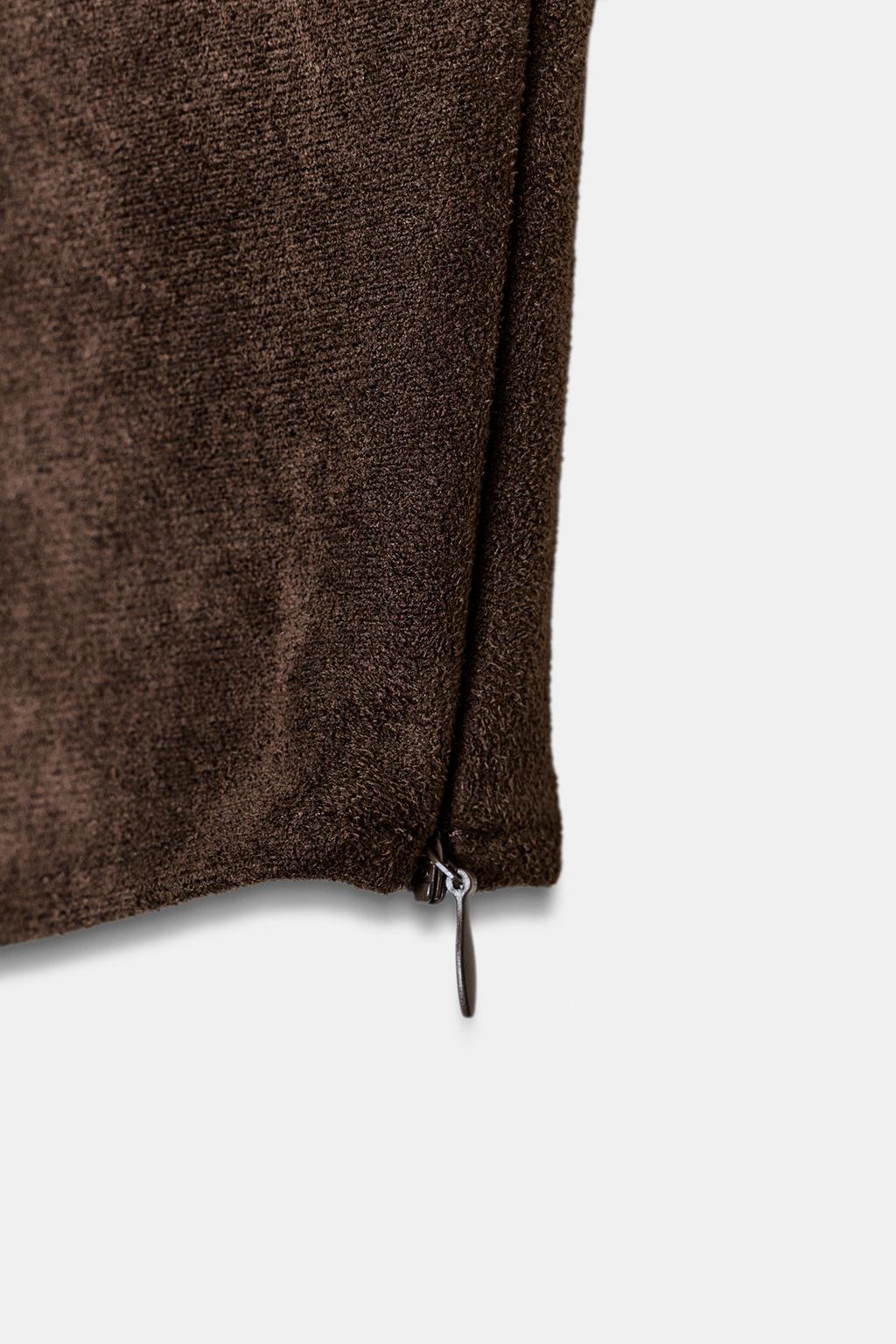 КРОП-ТОП ИЗ ИСКУССТВЕННОЙ ЗАМШИ