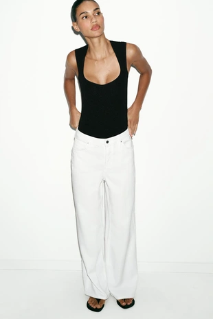 Боди с квадратным вырезом из эластичной ткани