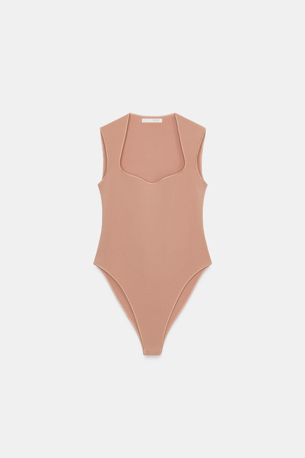 БОДИ С КВАДРАТНЫМ ВЫРЕЗОМ ИЗ ЭЛАСТИЧНОЙ ТКАНИ