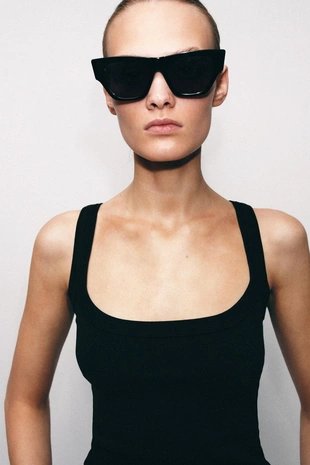 Топ из хлопка без рукавов