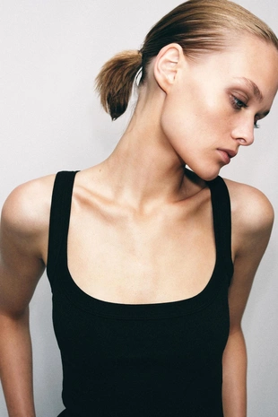 Топ из хлопка без рукавов