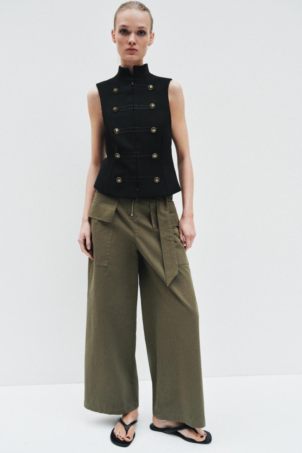 ЖИЛЕТ С НАВЕСНЫМИ ПЕТЛЯМИ