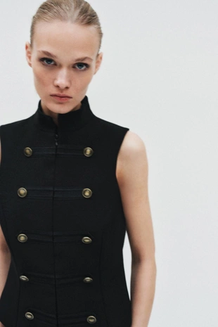Жилет с навесными петлями- Заказать в России