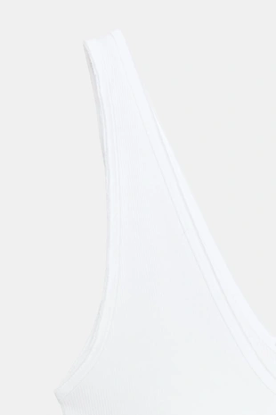 Топ в рубчик с V-образным вырезом- Заказать в России