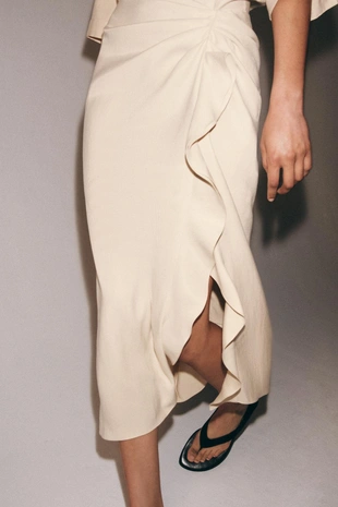 Платье миди со сборками — коллекция ZARA «ZW»- Заказать в России