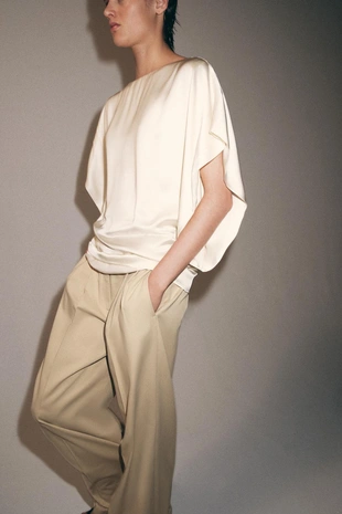 Струящийся топ с короткими рукавами — коллекция ZARA «ZW»- Заказать в России