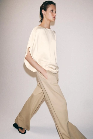 Струящийся топ с короткими рукавами — коллекция ZARA «ZW»- Заказать в России