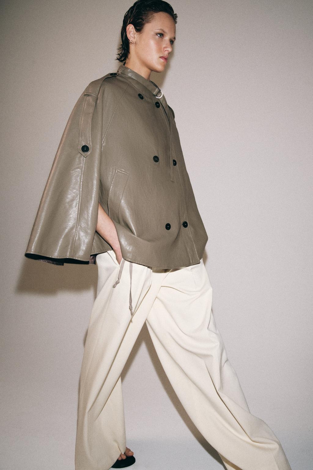 КУРТКА-НАКИДКА ИЗ ИСКУССТВЕННОЙ КОЖИ — коллекция Zara «ZW»