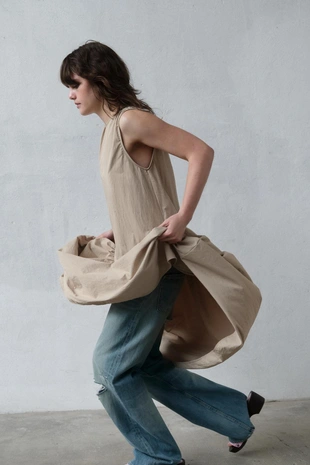 Объемное нейлоновое платье- Заказать в России