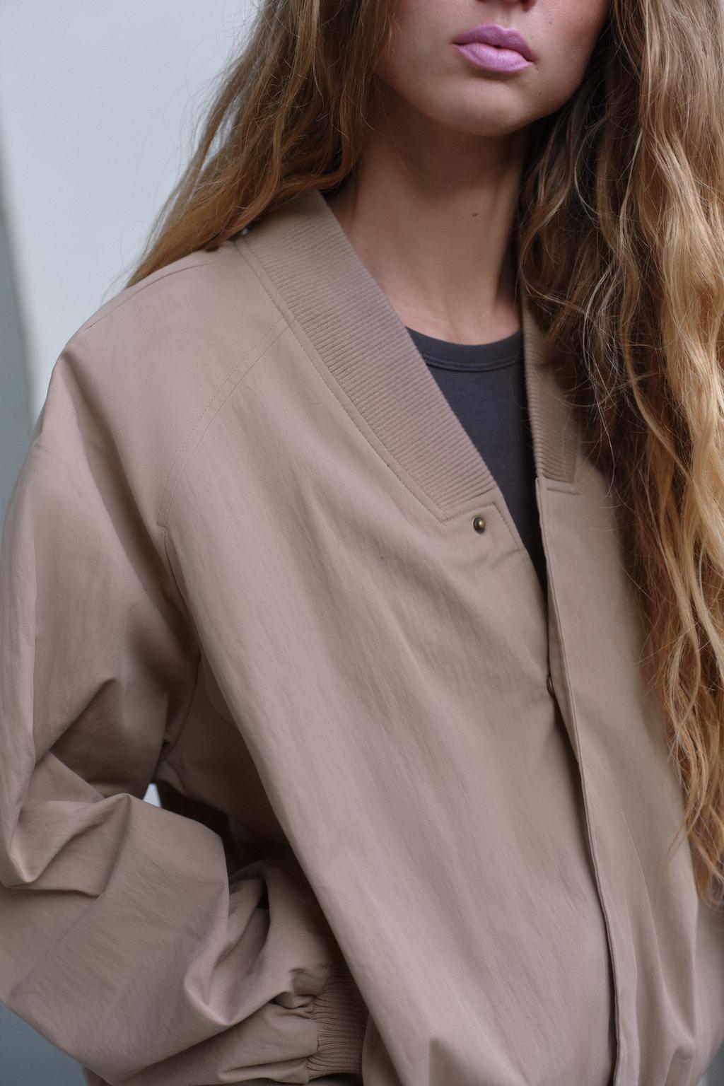 ОБЪЕМНЫЙ БОМБЕР