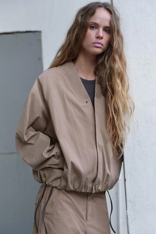 Объемный бомбер- Заказать в России