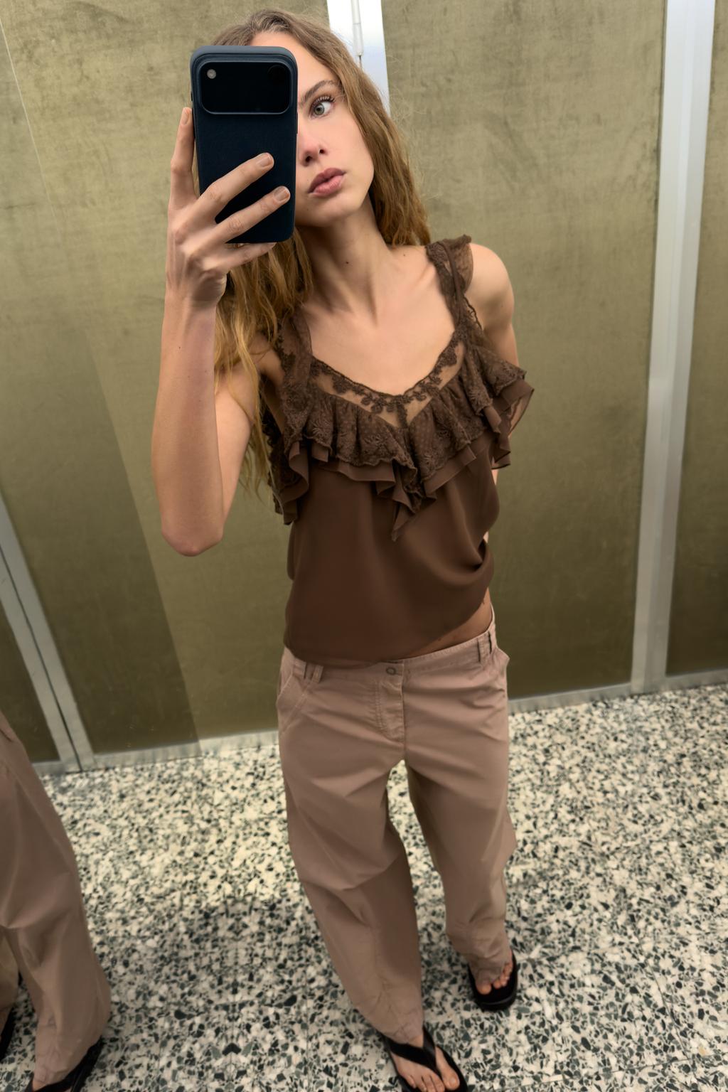 ТОП С ВЫШИВКОЙ И ВОЛАНАМИ