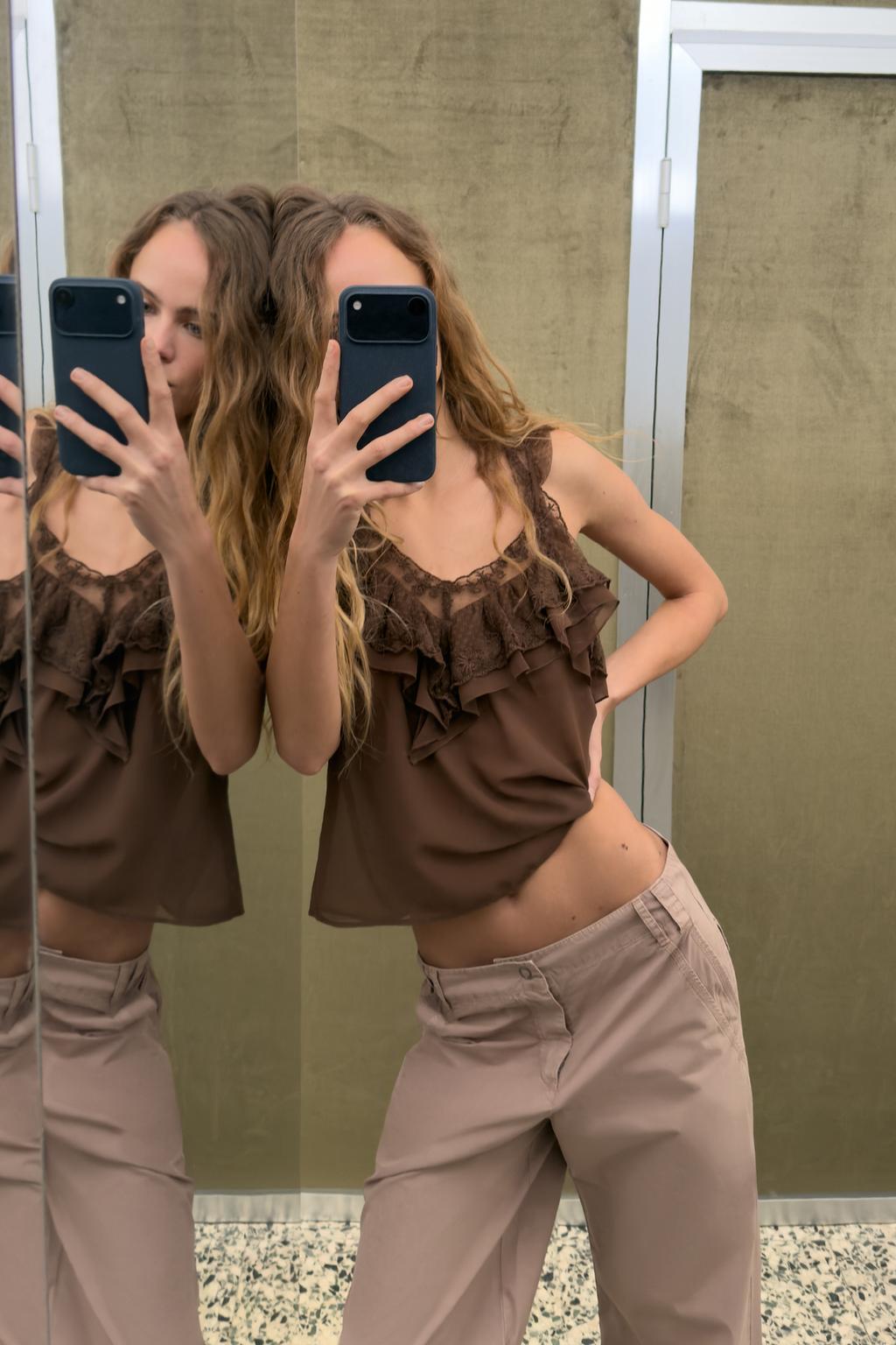 ТОП С ВЫШИВКОЙ И ВОЛАНАМИ