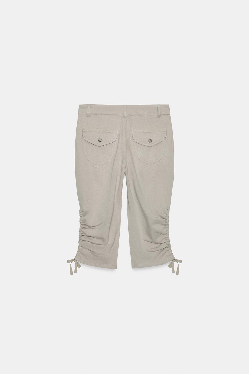 БРЮКИ КАПРИ СО СБОРКОЙ