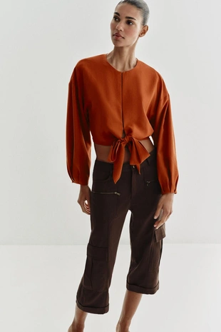 Укороченный топ с бантом- Заказать в России