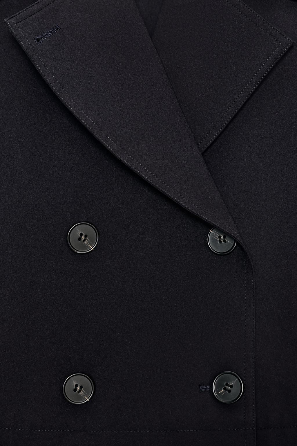 УКОРОЧЕННЫЙ ДВУБОРТНЫЙ ТРЕНЧ