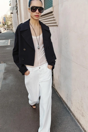 Укороченный двубортный тренч- Заказать в России