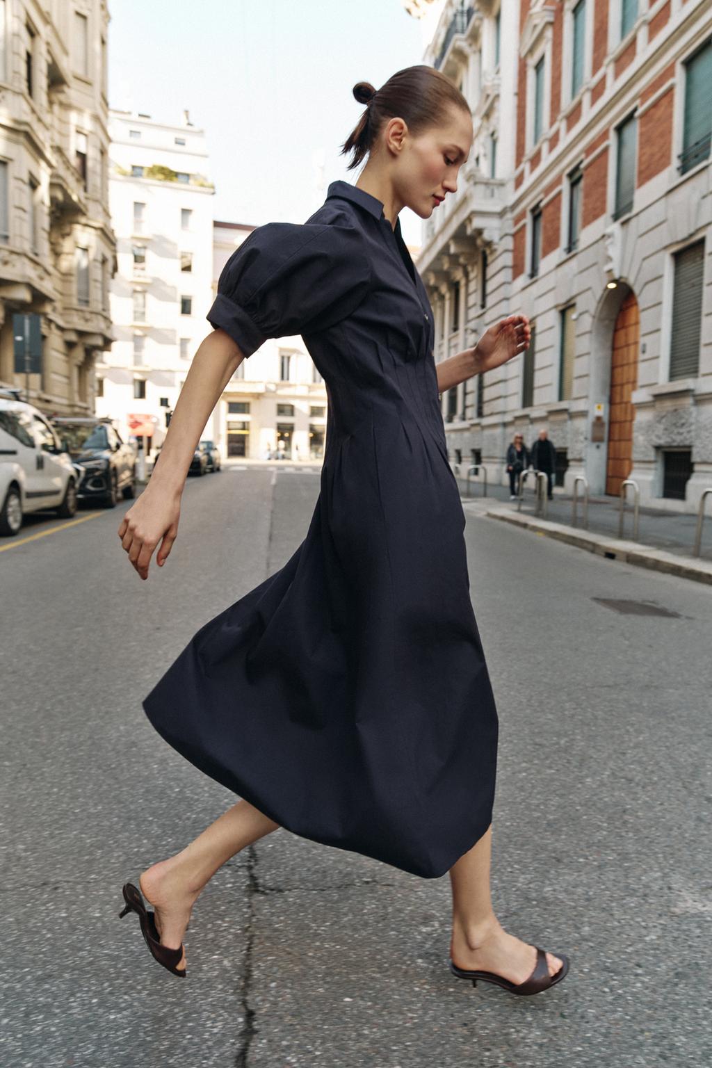 ПЛАТЬЕ МИДИ ИЗ ПОПЛИНА С ОБЪЕМНЫМИ РУКАВАМИ