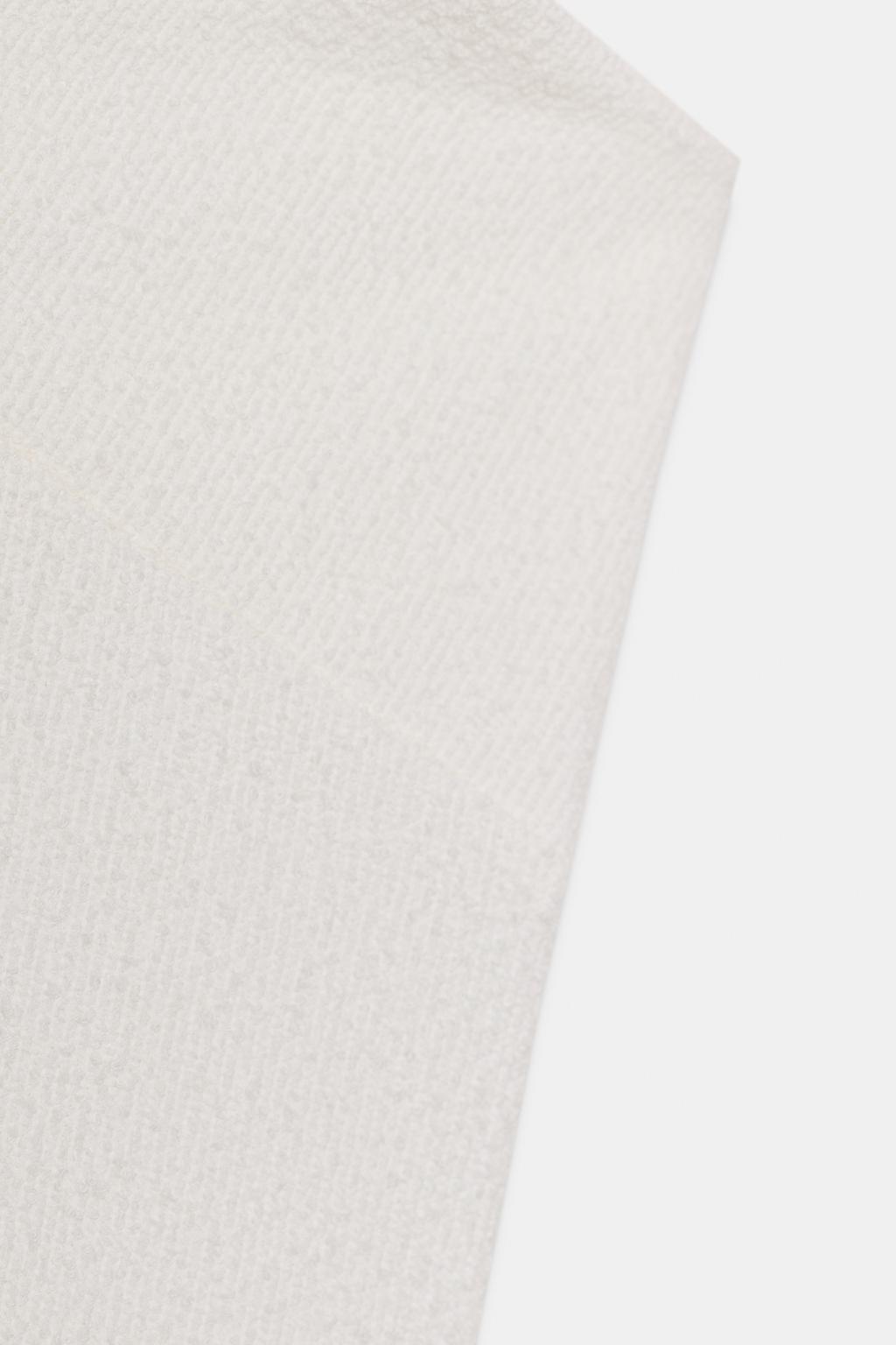 ТОП ИЗ БУКЛИРОВАННОЙ ТКАНИ НА ЗАПÁХЕ