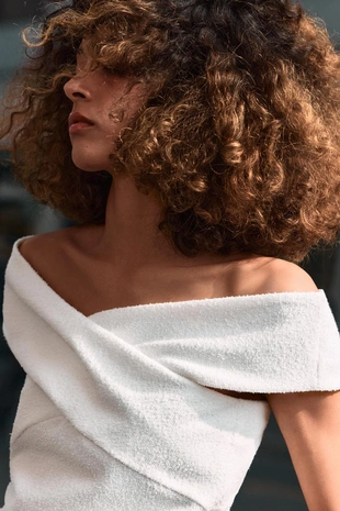 Топ из буклированной ткани на запáхе- Заказать в России