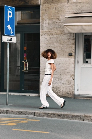 Топ из буклированной ткани на запáхе- Заказать в России