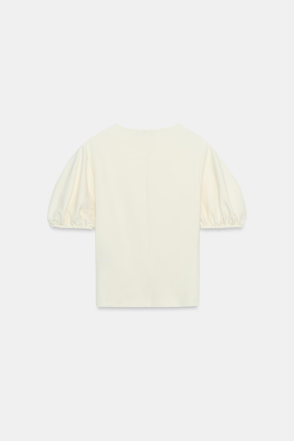 ТОП С ОБЪЕМНЫМИ РУКАВАМИ