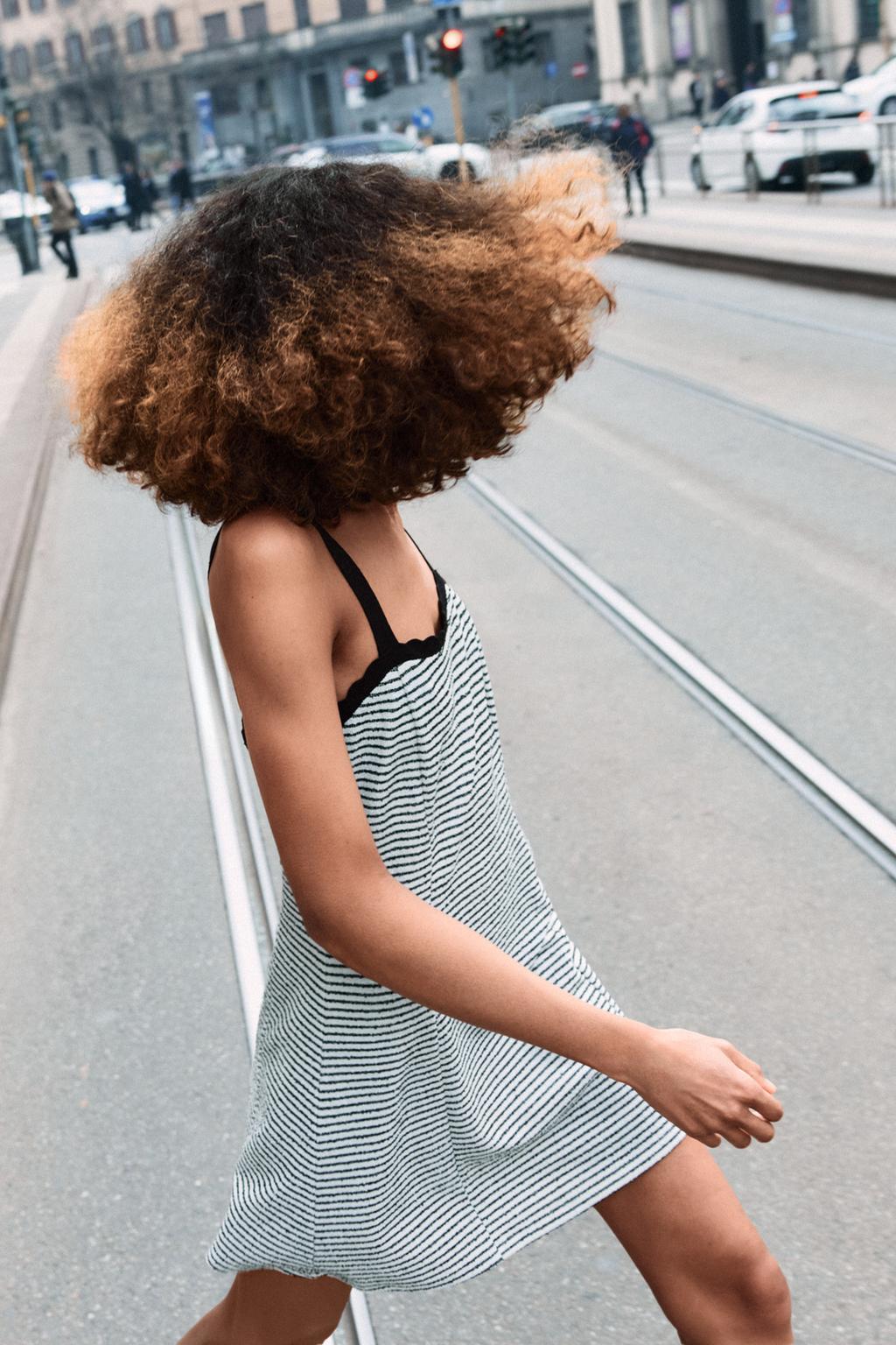 ПЛАТЬЕ ИЗ БУКЛЕ В ПОЛОСКУ