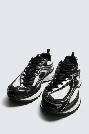 Кроссовки на объемной подошве- Заказать в России