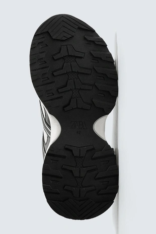 Кроссовки на объемной подошве- Заказать в России