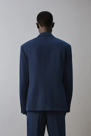 Костюмный пиджак комфортной посадки- Заказать в России