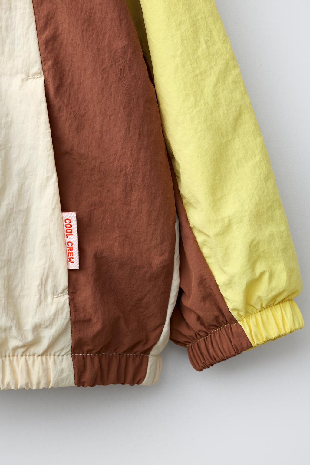 ЛЕГКИЙ ДОЖДЕВИК В СТИЛЕ КОЛОР-БЛОК