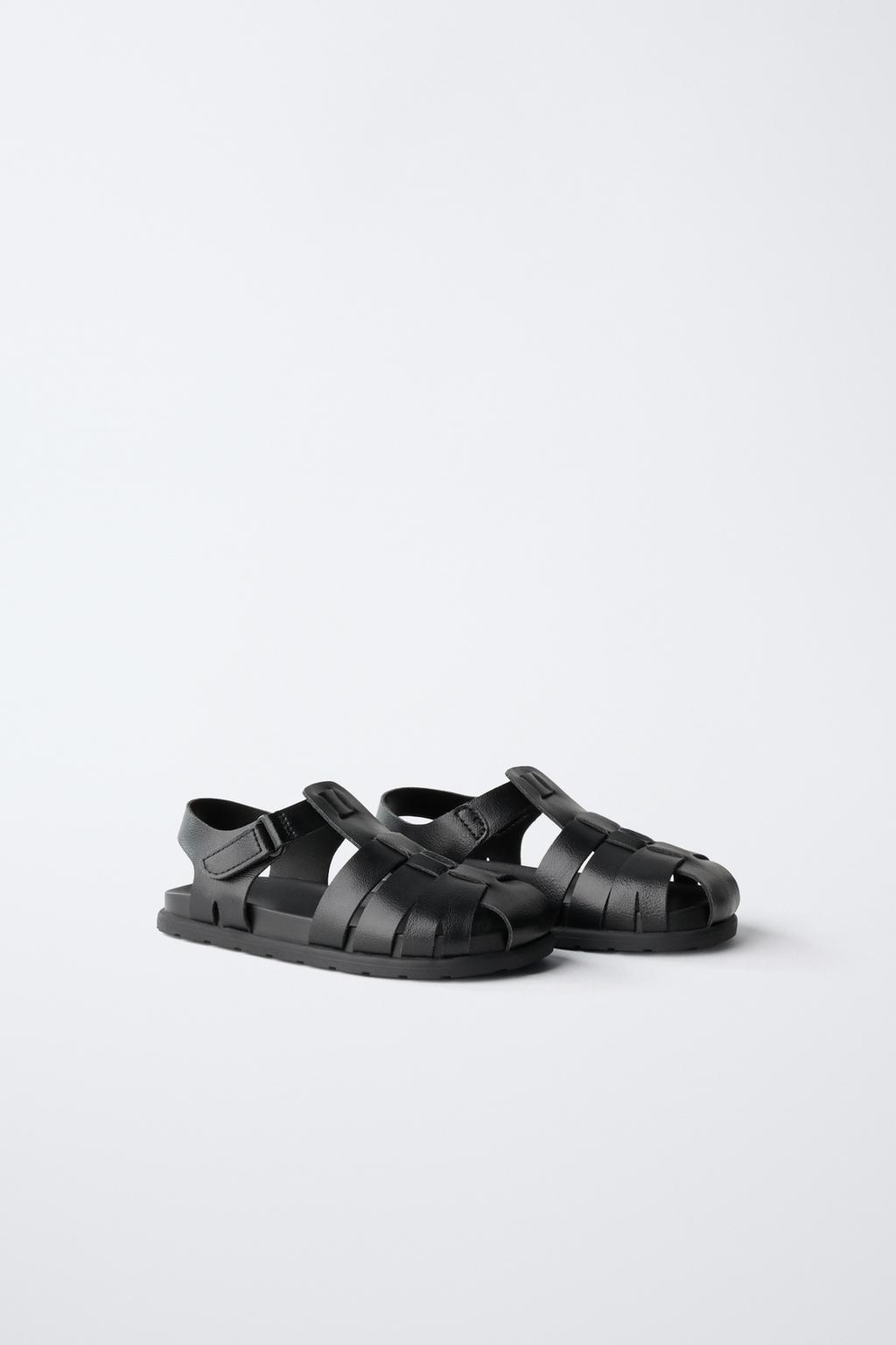 САНДАЛИИ С РЕМЕШКАМИ