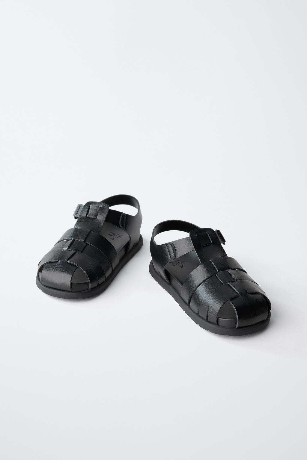 САНДАЛИИ С РЕМЕШКАМИ