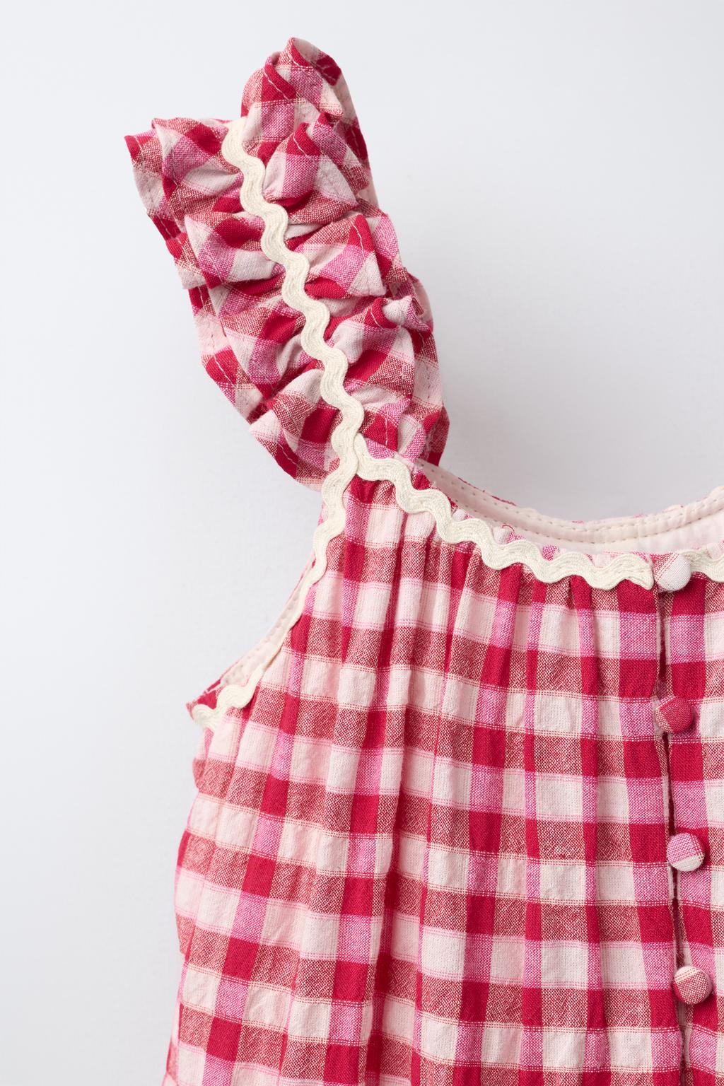 КОРОТКИЙ КОМБИНЕЗОН В КЛЕТКУ С ВОЛНИСТЫМ КРАЕМ