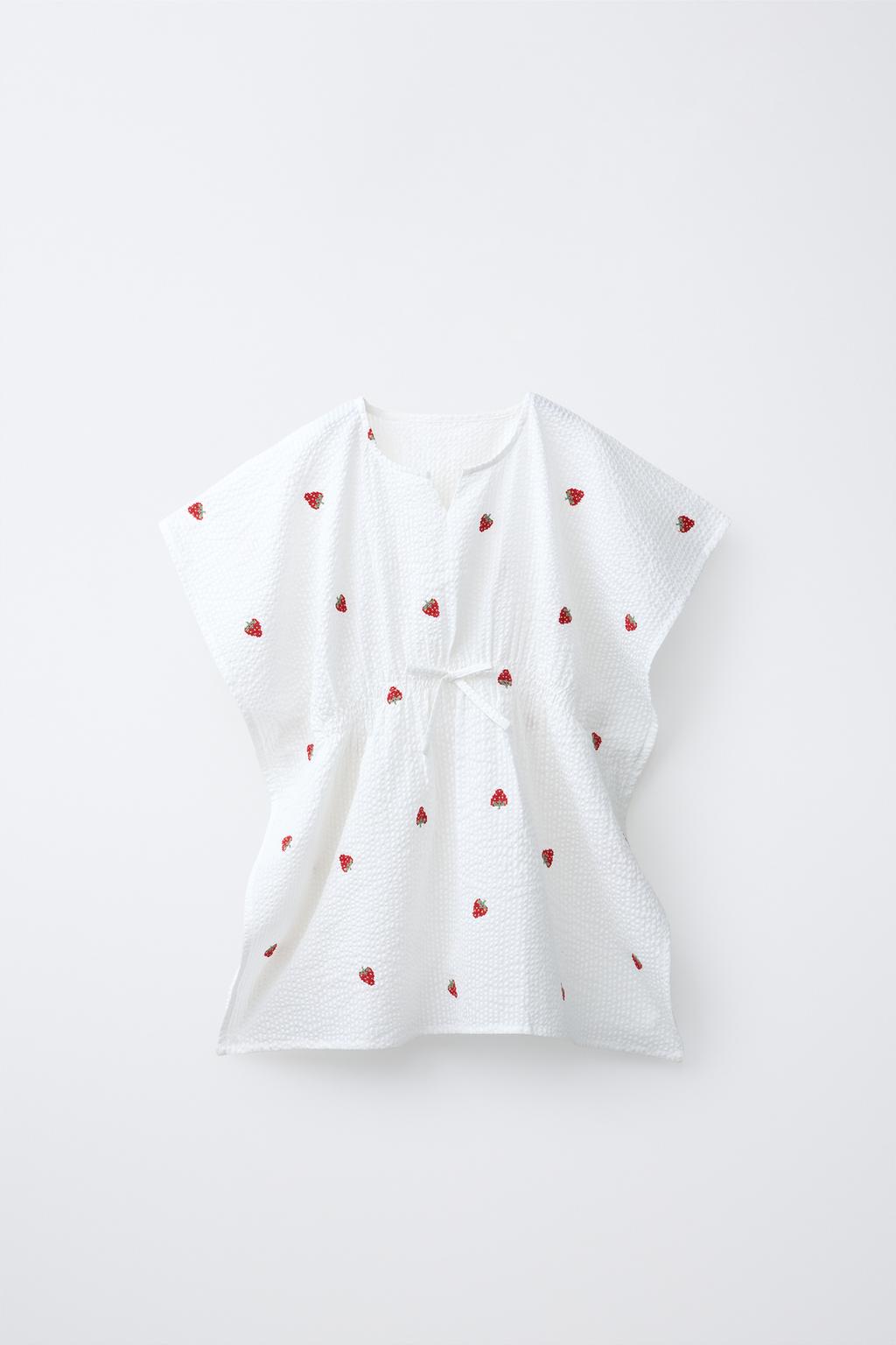 КАФТАН С ВЫШИВКОЙ КЛУБНИКИ